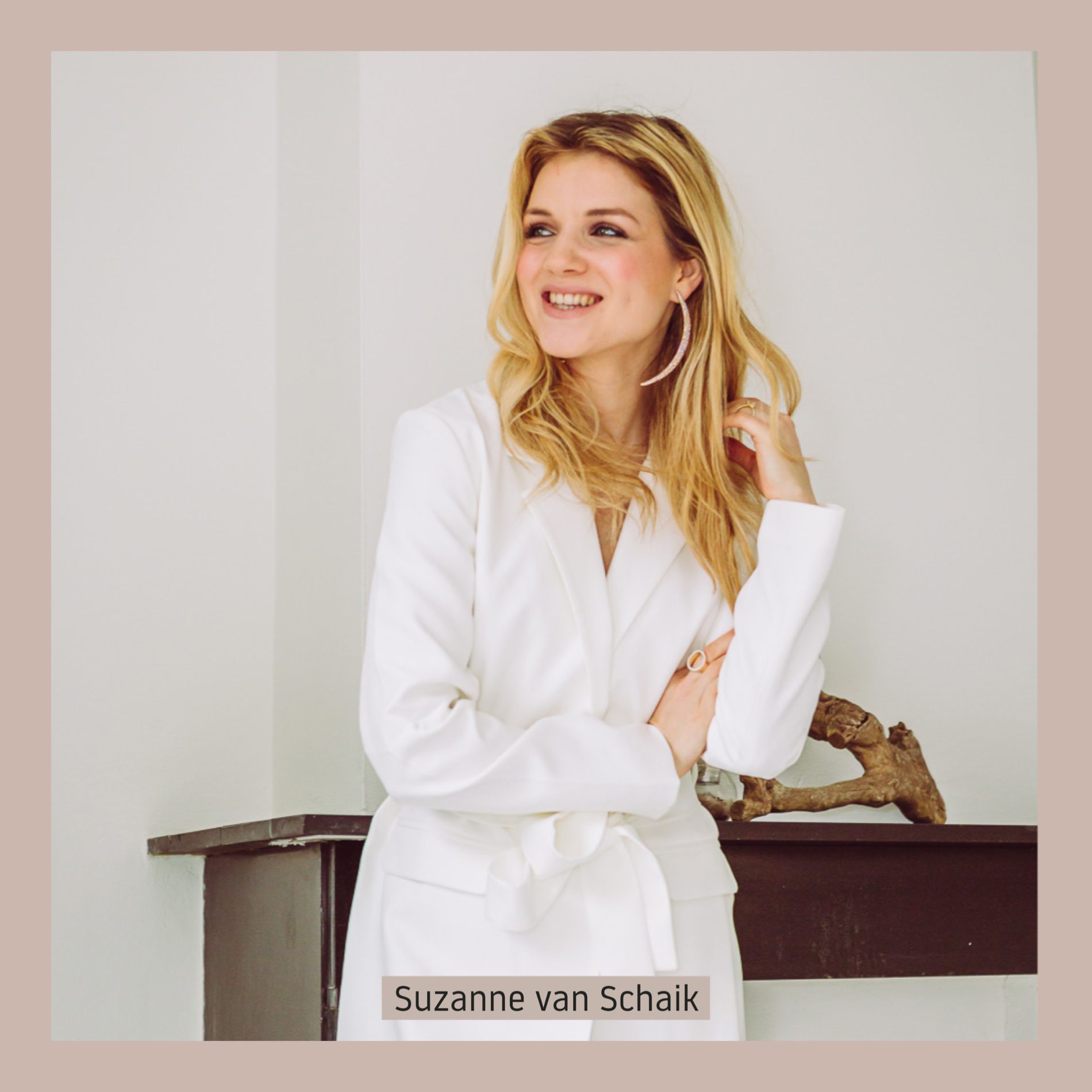 Zoom support, online programma maken, leren verkopen, verkooptraining, suzanne van schaik, businesscoach, verkoopvaardigheden, corona, livestream corona, event corona, eventlocatie, high level sales masterclass, early bird aanbod, verkopen voor ondernemers, programma’s verkopen, high-end programma verkopen, high level businesscoach, waarde leveren